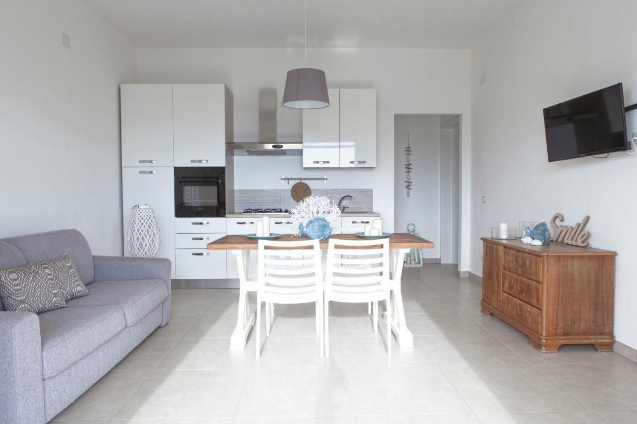 Sunkiss Apartment 500Mt Dal Mare Porto Cesareo Kültér fotó